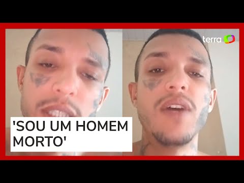 Como fazer o símbolo do PCC com as mãos?