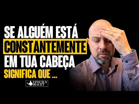 O que significa falar o nome de uma pessoa do nada em um contexto espiritual?