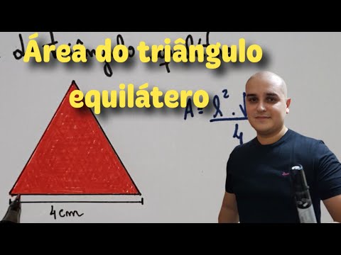 Qual é a fórmula para calcular a área do triângulo equilátero?